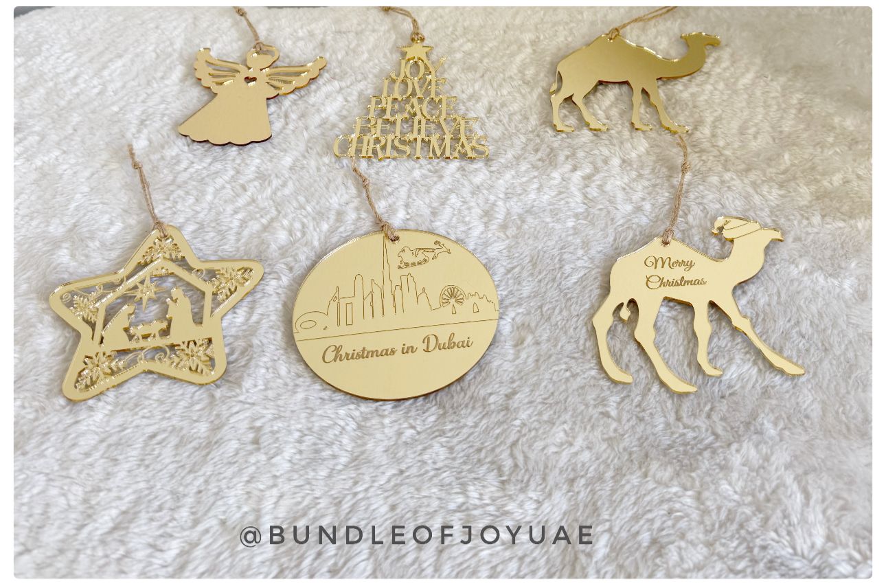 Set of 6 Christmas Ornaments Acrylic - Assorted